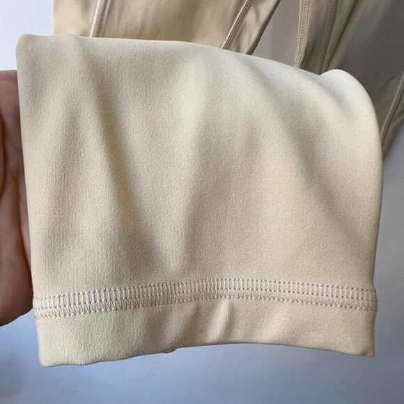 ❤️ Lululemon double layers Align Highrise 25” leggings with pockets, Cream, Size - Picture 8 of 14